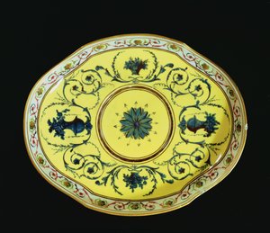 Prato com fundo amarelo, Sevres Workshop (porcelana)