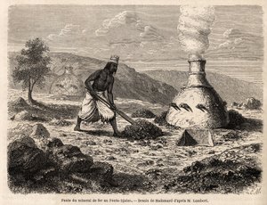 Fundição de minério de ferro em Fouta Djalon, Senegal, desenho de Hadamard, para ilustrar a viagem do Tenente Lambert a Fouta Djalon em 1860. Gravura em "Le tour du monde" 1861. Coleção de Selva. de French School