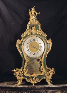 Relógio estilo Luís XV encimado por um homem chinês (ormolu)