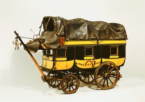 Modelo de um ônibus de 40 lugares (madeira pintada)