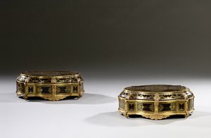 Par de caixões Luís XIV, c.1700-15 de French School