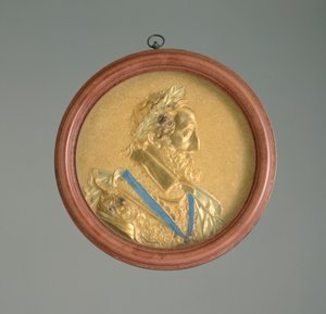 Medalhão de retrato do rei Henrique IV, início do século XVII (ouro, madeira e tartaruga)