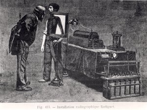 Máquina de radiologia Radiguet de French School