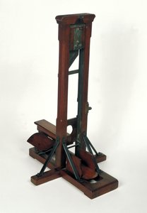 Modelo reduzido de guilhotina (madeira e metal) (ver também 50504)