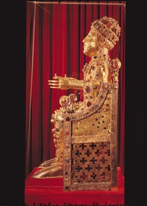 Relicário estátua de São Foy, c.980 (ouro, prata, madeira, pedras preciosas e semipreciosas) (ver 121295 e 162668)