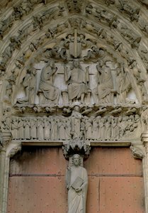 Tímpano do Portal Sul representando Cristo Enthroned com um Beau Figura de Cristo no trumeau abaixo, século XII de French School