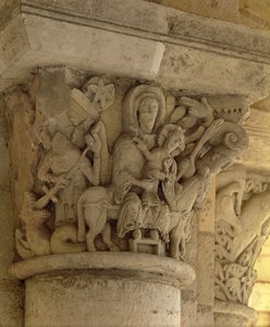 A fuga para o Egito, coluna de alívio da capital da igreja da abadia beneditina, do século 13