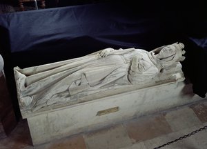 Túmulo de Hermentrude (825-69) de French School
