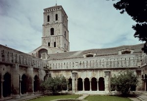 Vista do claustro de French School