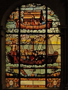 Janela no Charnier (w.3) representando a história da Arca de Noé e A Igreja com Cristo e os Fiéis de French School