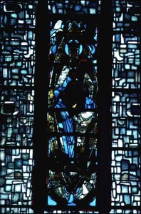 Janela da Virgem, início do século XII (vitral) de French School