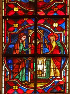 Janela w212 representando Zacarias, o pai de São João Batista, visitado por um anjo no templo de French School