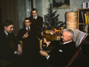 Família e casa em Dresden, Alemanha, do Dr. Fritz Gustav Wentzel e da sua mulher Verna em... de Fritz Wentzel
