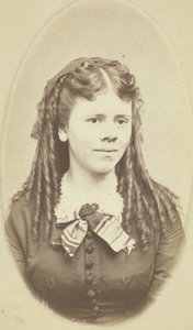 Retrato de mulher sem título, 185099. de G. C. Gilchrest