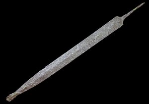 Arte da Gália: Espécie de Ferro, Idade do Ferro (400 AC). Museu de Antiguidades, Saint Germain en Laye. de Gaulish