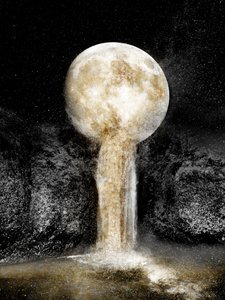 Cascata da Lua Dourada de Gemma Bardot