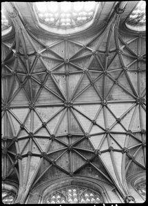 York Minster, Minster Yard, York, 1942. de George Bernard Wood