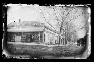 Mercado de carne Frank Bollingers, Flatbush, Brooklyn, c.1872-87 (wet-collodion negative)