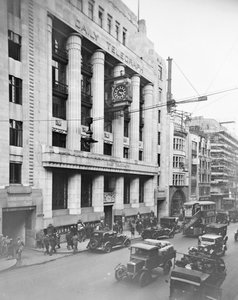 O edifício do Daily Telegraph, Fleet Street, City of Westminster, Londres, início dos anos 1930.