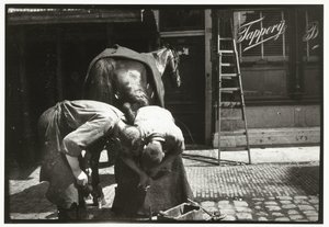Farrier no trabalho com um cavalo de George Hendrik Breitner