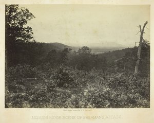 Mission Ridge Cena do ataque de Sherman, 186466. de George N. Barnard