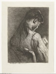 Menina sentada, vista de costas
