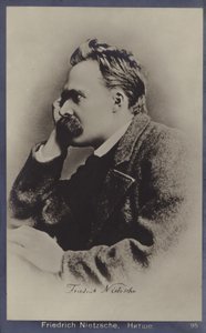Friedrich Nietzche (1844-1900), filósofo e escritor alemão (fotografia a preto e branco) de German Photographer