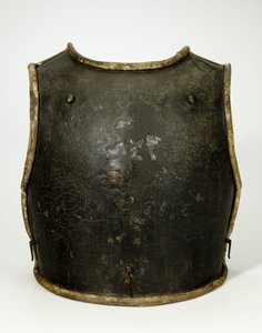 Peitoral (aço pintado de preto e couro com forro de tecido) de German School