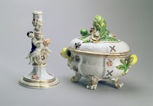 Castiçal e tigela coberta do St. Andrew Service, Meissen, 1744-5 (porcelana) de German School