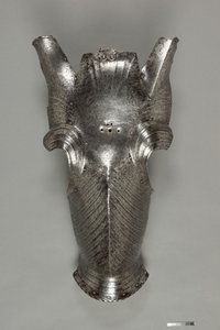 Chanfron em estilo Maximiliano, c.1510 (aço) de German School
