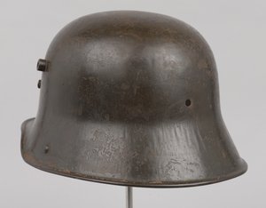 Capacete de aço alemão ou Stahlhelm, c.1916 (capacete) de German School