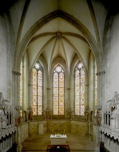 Arte Gótica: Vista Interna da Catedral de São Pedro e Paulo de German School