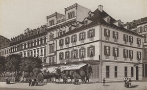 Café Theater, Goldner Schild (litho) de German School