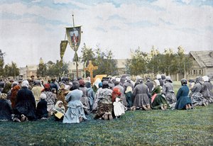 Uma procissão religiosa em uma vila, Rússia, c1890