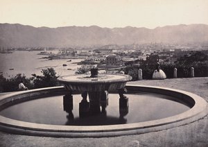 "Panorama da Villa Belmonte com a fonte. Palermo". de Giorgio Sommer