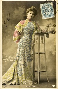 Cartão postal: Retrato de Arlette Dorgere/Nee Anna Mathilde Irma Jouve (1880 - 1965), comediante, dançarina e cantora