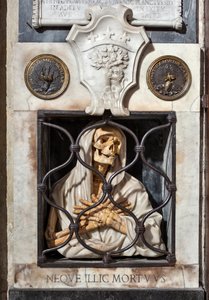 A morte na prisão, da tumba de Gisleni (escultura de mármore policromado de Giovanni Battista Gisleni