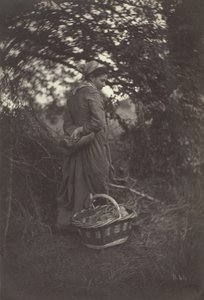 Mulher em pé com cesta no chão, 1870.