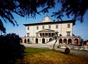 Villa Medicis (Villa Medicea); Vista de Villa Ambra a Poggio a Caiano iniciada em 1485 num projecto de Giuliano da Sangallo.