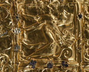 Detalhe de uma Folha com decoração em relevo de Delphi (ouro) de Greek
