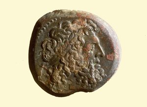 Moeda helenística com a cabeça de Zeus (metal)