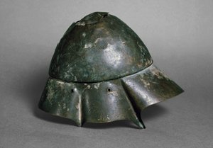 Capacete do &39;Companheiro Cavalryman&39;, Boetian, provavelmente do século IV aC (bronze) (ver também 419878)