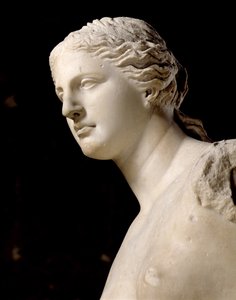 Vênus de Milo, detalhe da cabeça, período helenístico, c.100 aC, mármore