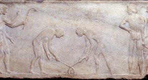 Art of Ancient Greece: Jogo de bola com lacrosse (princípio do hóquei actual). Escultura em baixo relevo. Museu Arqueológico de Athenes de Greek