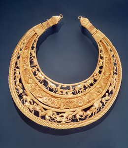 Crescente em forma de peitoral de Tolstaya Mogila (ouro) de Greek School