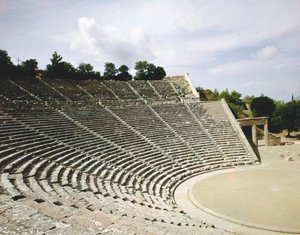 Vista do teatro, c.360 aC de Greek School