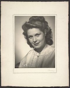 [Retrato de uma mulher].