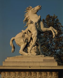 Réplica de um dos dois &39;Marly Horses&39; originalmente feito para o Horse Pond no Chateau at Marly, Yvelines, 1739-45 (mármore)