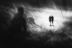 Caminho Etéreo com Sombra
