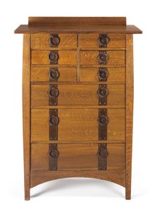 Cômoda, Modelo nº 913 de Gustav Stickley